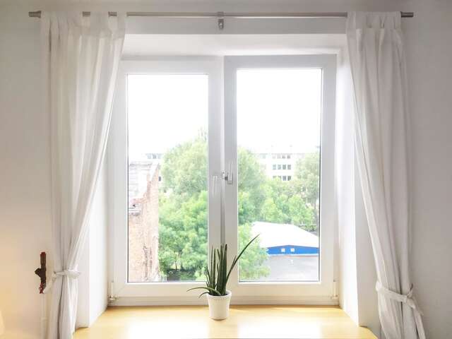 Апартаменты Big and Quiet Centrum Hoża Apartment Варшава-4